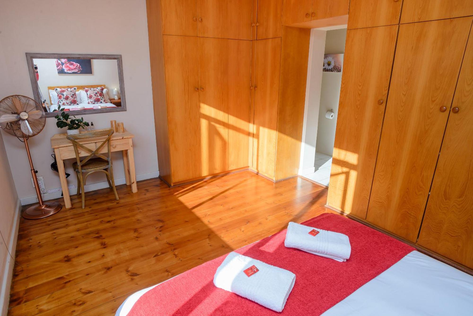 Oorvloed Guesthouse Swellendam Bagian luar foto